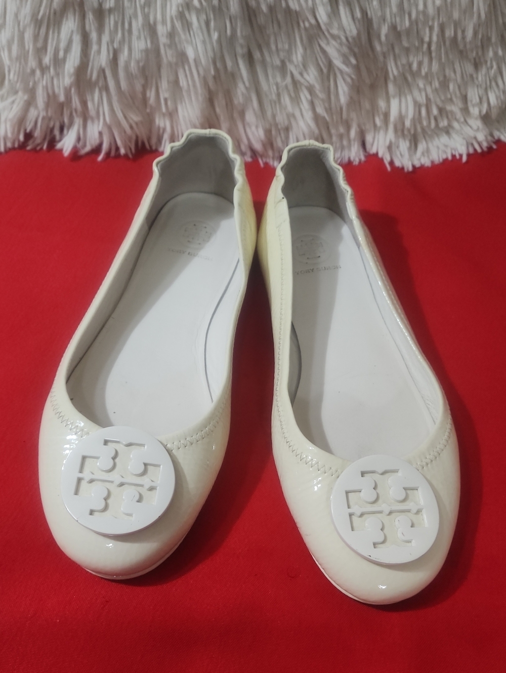 Tory Burch Minnie Cream Patent Leather Travel Logo Ballet Flats